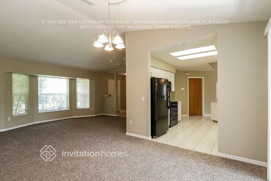 Building Photo - 469 Dorchester St