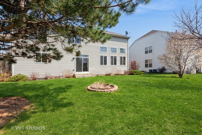 Building Photo - 14712 Independence Dr