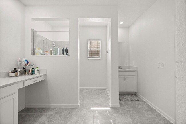 Building Photo - 11163 Great Rock St