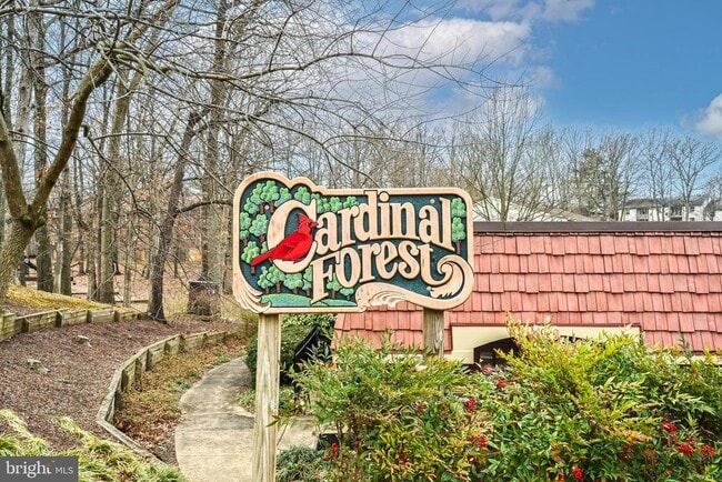 Building Photo - 5907 Noblestown Rd