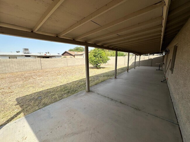 Building Photo - 18202 N 33rd Ave