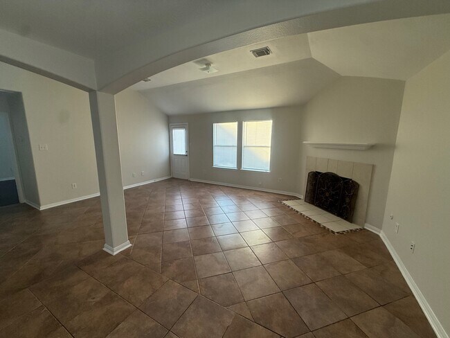 Building Photo - 6023 Barany Ct