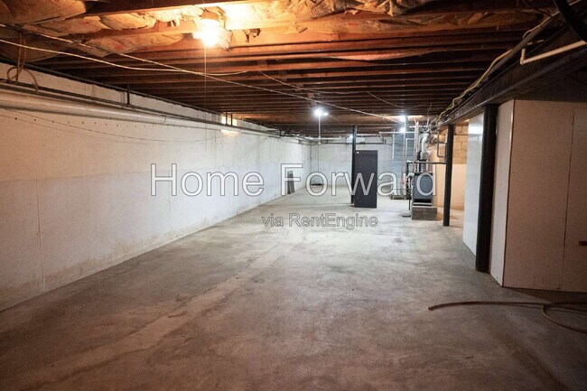 Building Photo - 517 N 3rd St