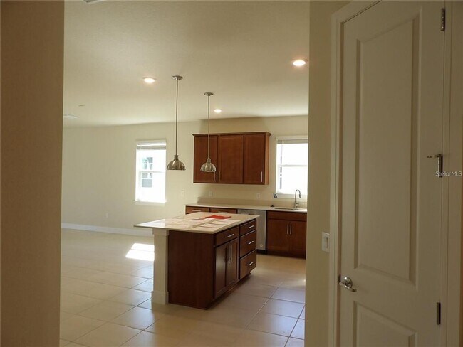 Building Photo - 17469 Back Bay Ct