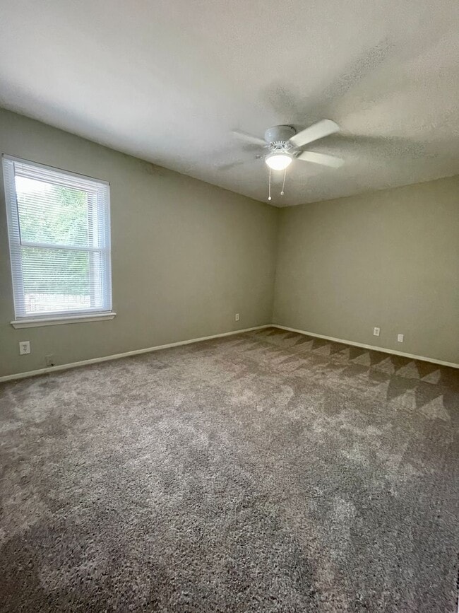 Building Photo - 1703 Coronado Hills Dr