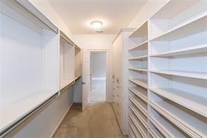 Building Photo - 6221 Spalding Dr