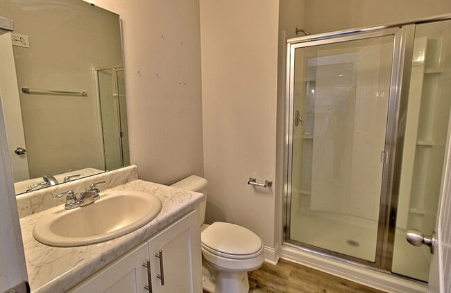 Building Photo - 442 Grayson Ave