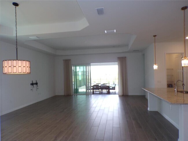 Building Photo - 15255 River Birch Ct