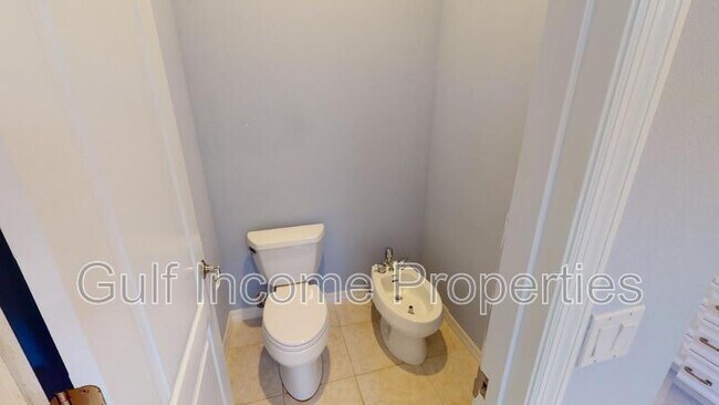 Building Photo - 7423 Riviera Cove