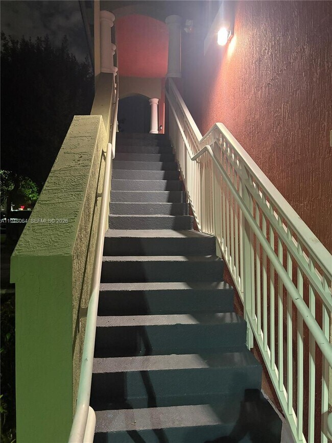 Building Photo - 10902 NW 83rd St