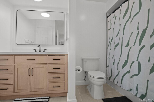 Building Photo - 11 Woods Brooke Ln