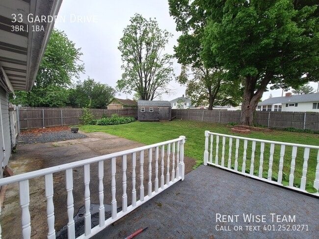 Building Photo - 33 Garden Dr