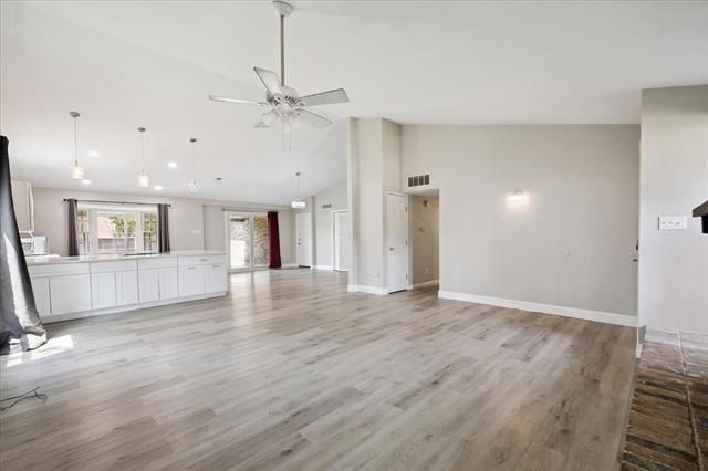 Building Photo - 7905 Hook Dr