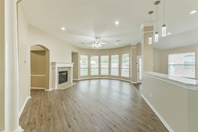 Building Photo - 10542 Oleander Point Dr