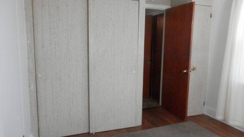 Building Photo - 403 W Market St