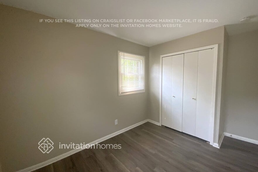 Building Photo - 1716 Lamplight Dr