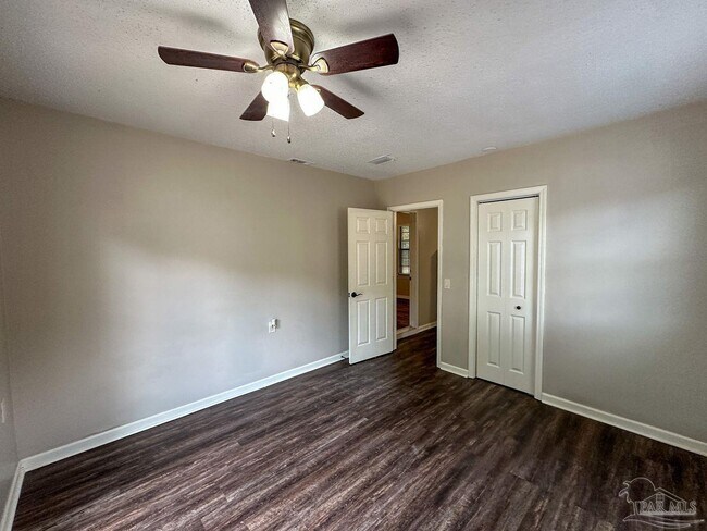 Building Photo - 4406 Nora Ave