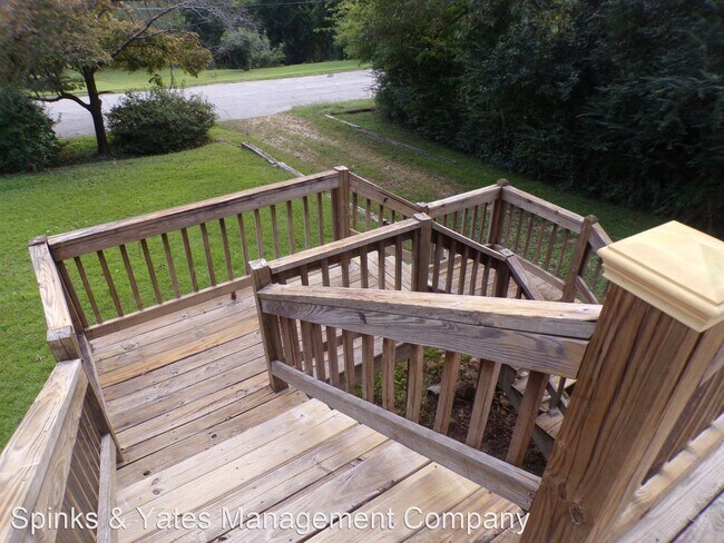 Building Photo - 3 br, 2 bath House - 1201 5th Ave