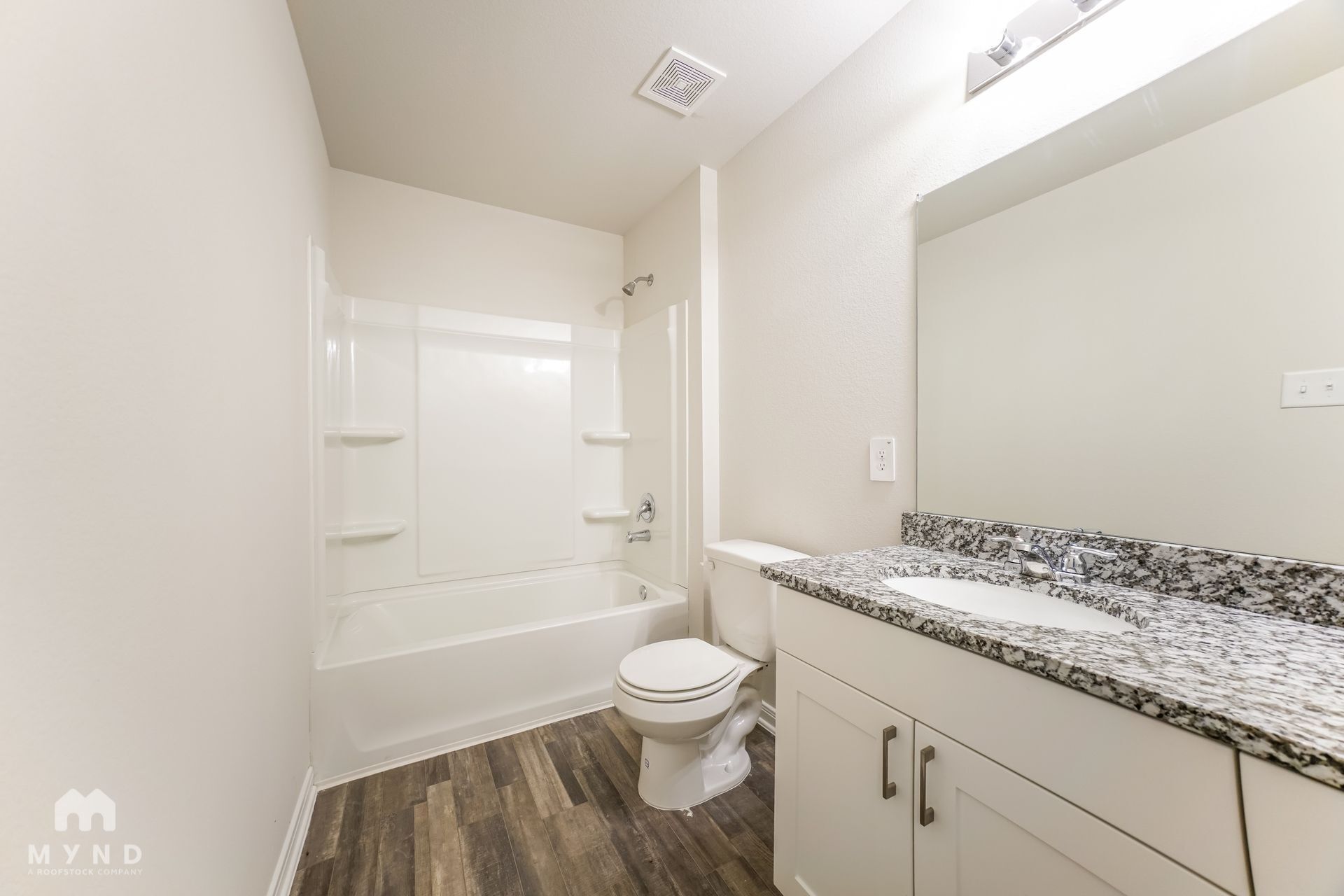 Building Photo - 15661 Briar Frst Dr