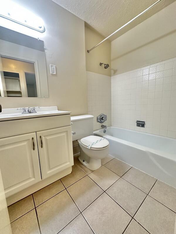 Building Photo - 3251 S 4140 W