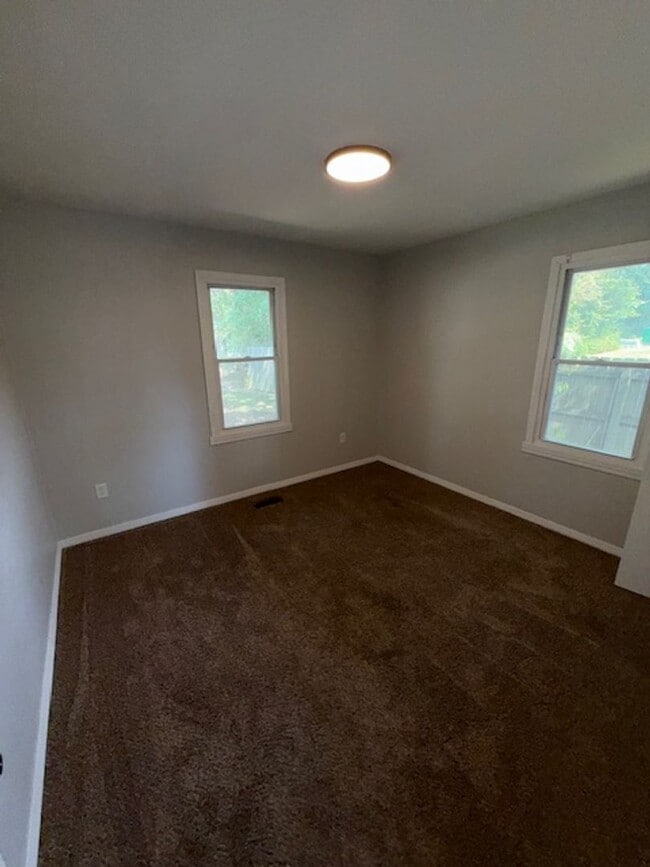 Building Photo - 4315 Frisse Ave