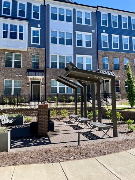 Building Photo - 406 Gaston Pk Ln