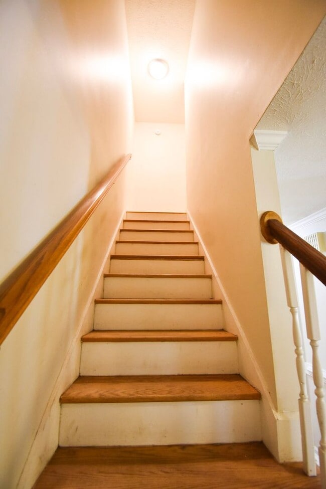 Building Photo - Coming Soon: 3 Bedroom 2.5 Bathroom-Pets Okay