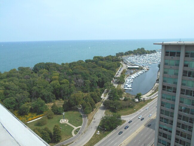 Building Photo - 3600 N Lake Shore Dr
