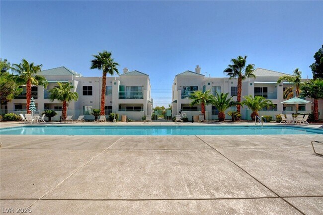 Building Photo - 7100 W Pirates Cove Rd