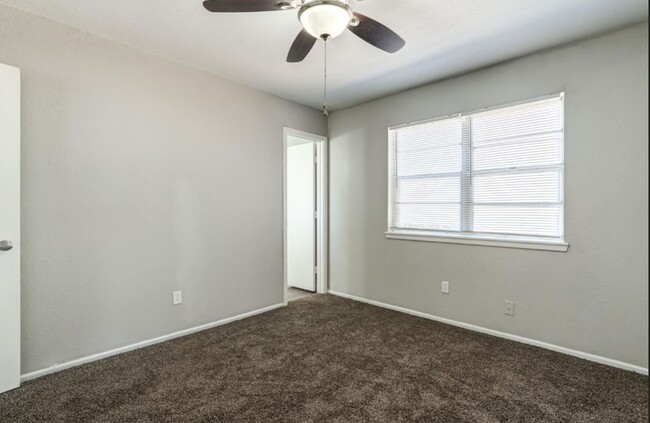 Building Photo - Move in special 2nd months rent $350 off