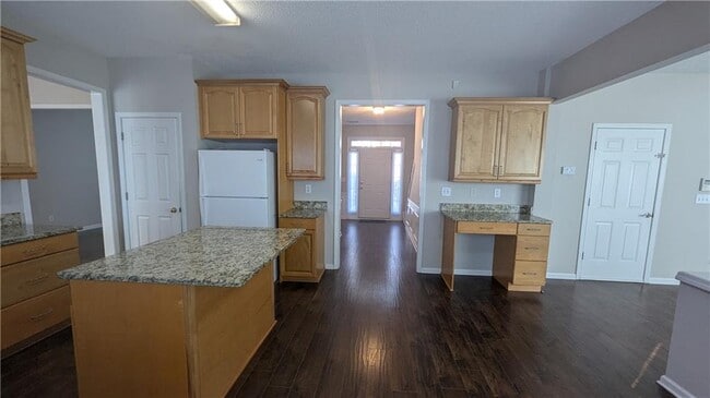 Building Photo - 2237 Traywick Chase