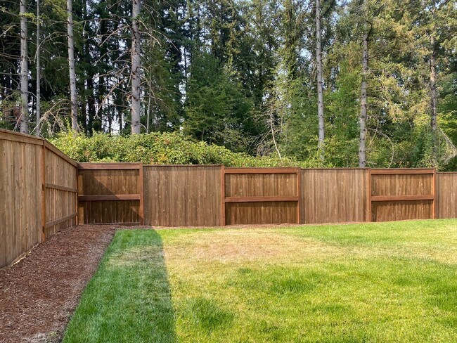 Building Photo - NEWER CONSTRUCTION! Beautiful Brand Home B...