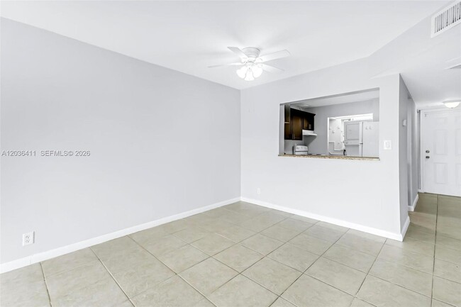 Building Photo - 7900 Fairview Dr