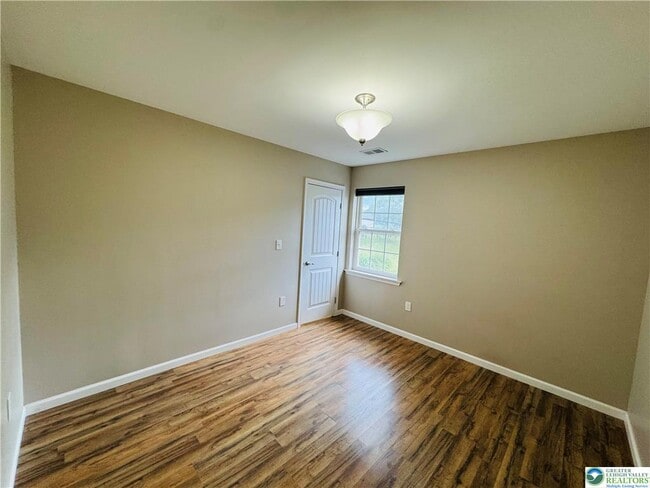 Building Photo - 2671 Levans Rd