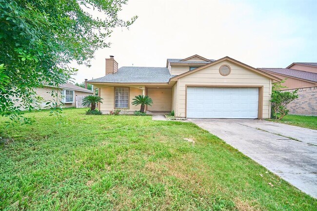 Building Photo - 10126 Northview Dr