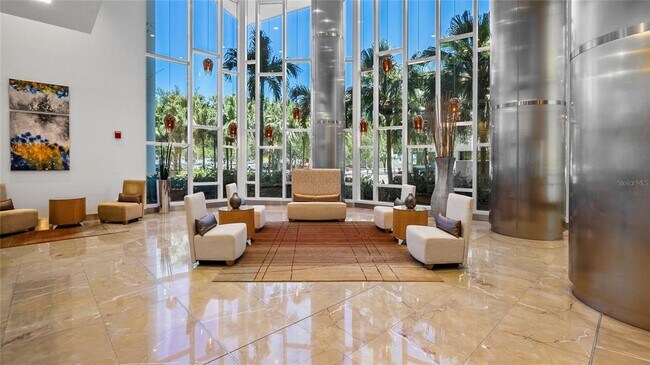 Building Photo - 175 1st St S