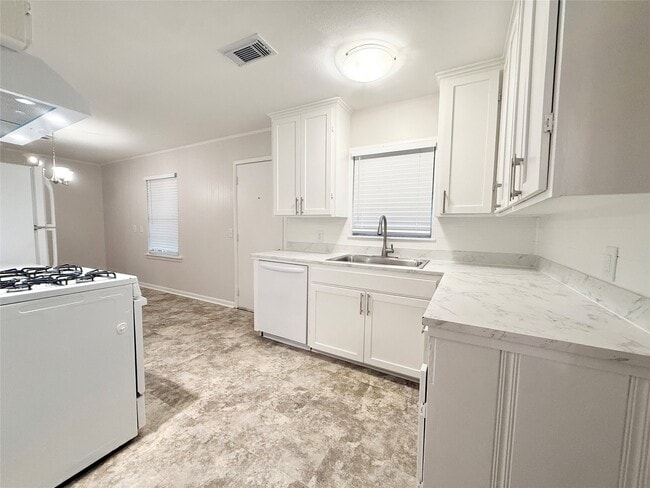 Building Photo - 913 Wimberly St