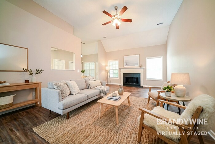 Building Photo - 6366 Wellesley Dr