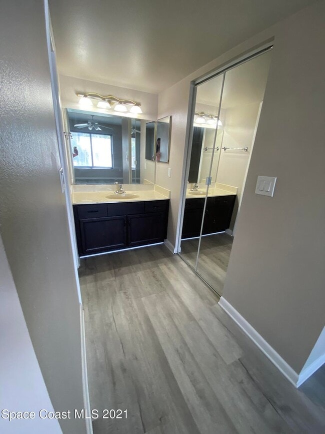 Building Photo - 200 International Dr