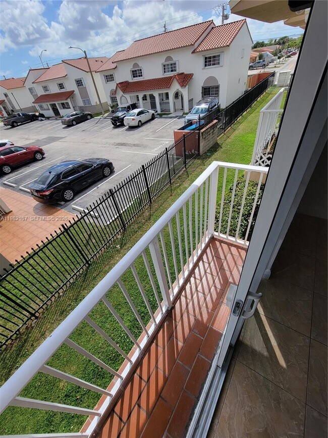 Building Photo - 3011 W 76th St