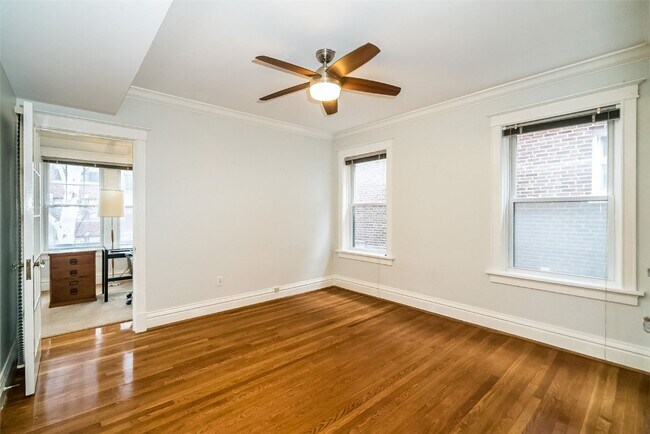 Building Photo - 6330 S Rosebury Ave