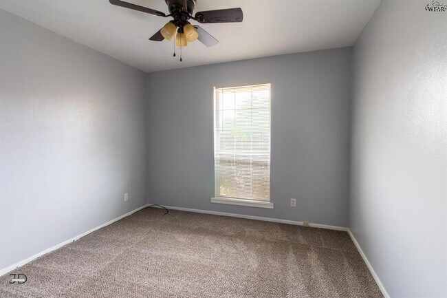 Building Photo - 9 Lackland Cir