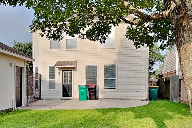 Building Photo - 11022 Pierce Valley Dr