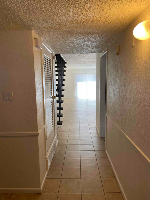 Building Photo - 1347 65th Dr