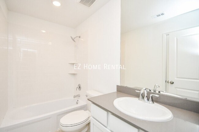 Building Photo - 5624 Forest Cove Drive