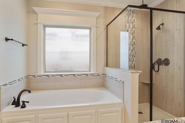 Building Photo - 41050 Galvez Trails Blvd