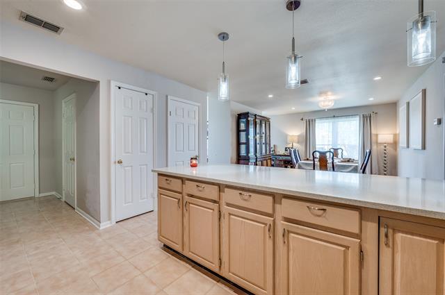 Building Photo - 5670 High Creek Dr