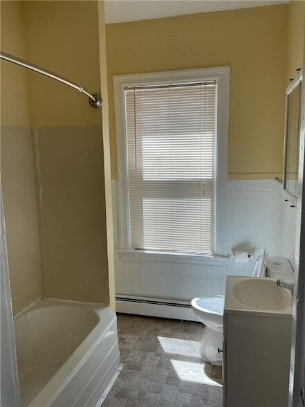 Building Photo - 497 Elmwood Ave