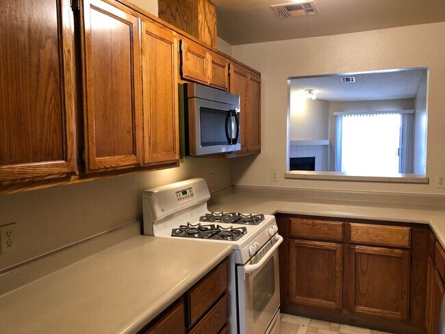 Building Photo - 304 Crosswind Way