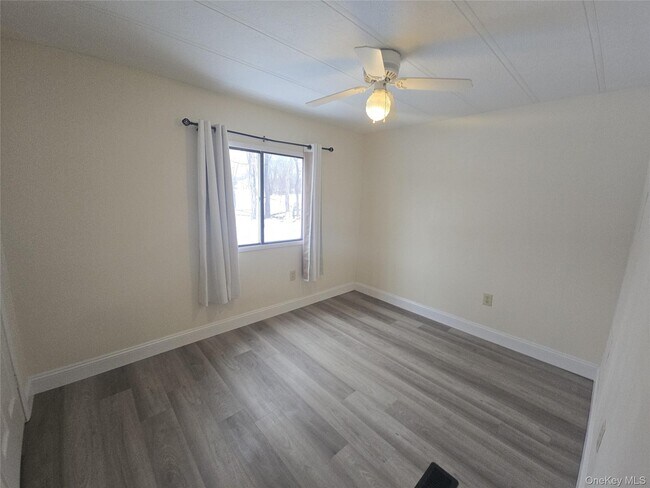 Building Photo - 329 County Rte 17